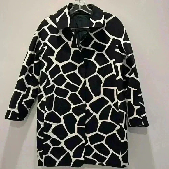 Max Mara Monochrome Printed Reversible Vada Coat, Size 6, Like New - Picture 5 of 12